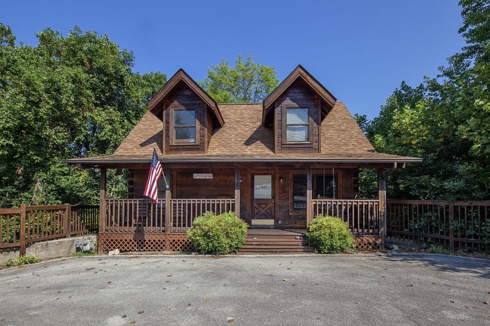 Cabin, 4 Bedrooms | Exterior