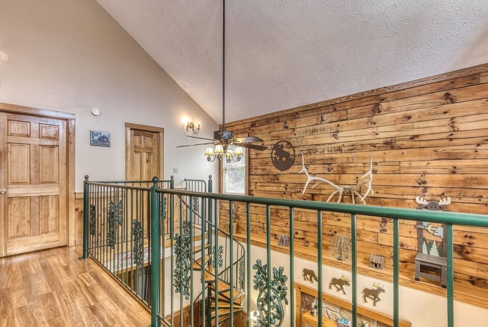 Cabin, 3 Bedrooms | Interior
