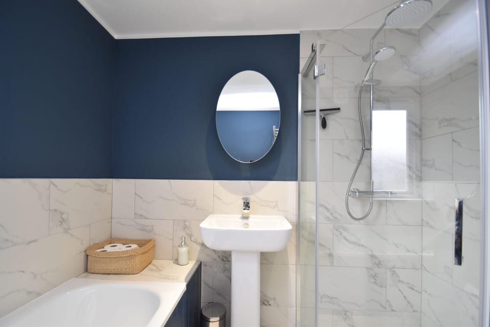 Southbank Cottage in Rother District