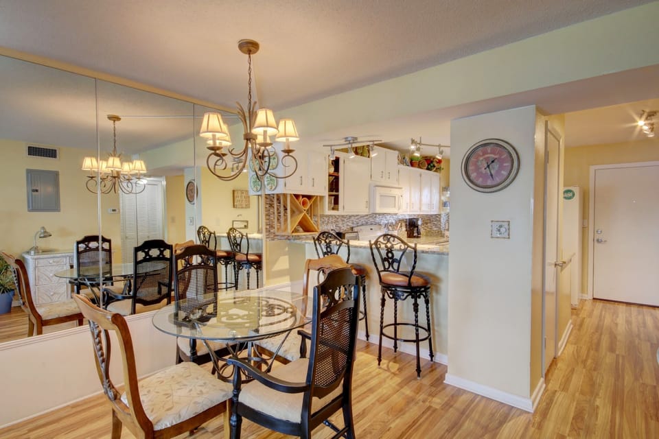 Condo, 2 Bedrooms | Private kitchen | Coffee/tea maker, fridge, oven, toaster