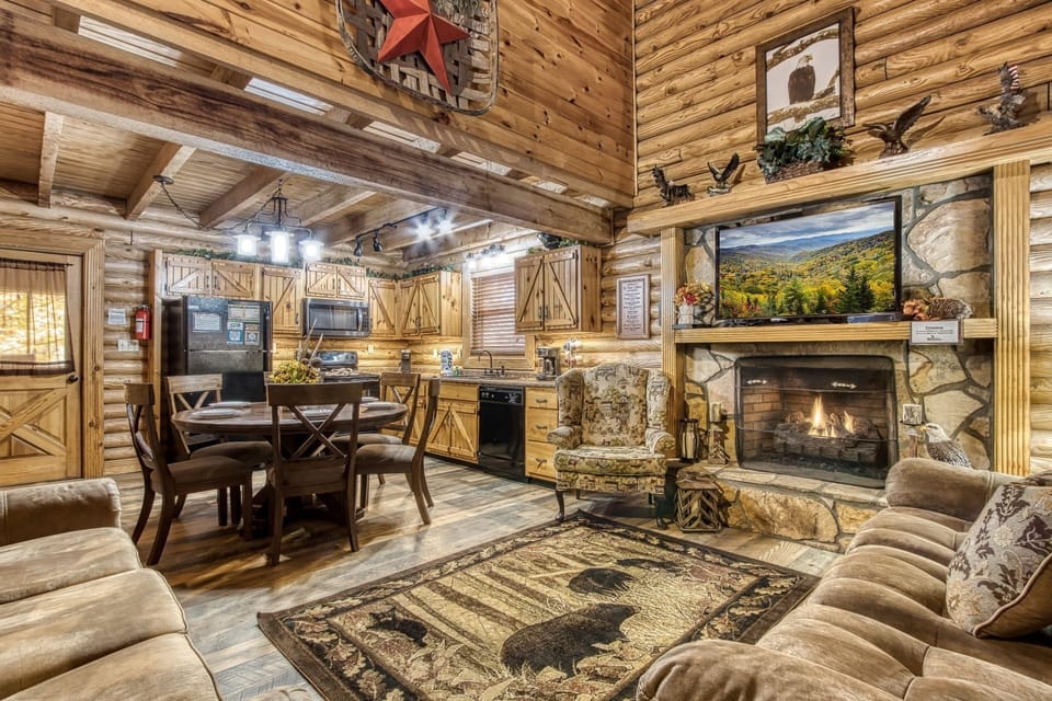 Cabin, 4 Bedrooms | Interior