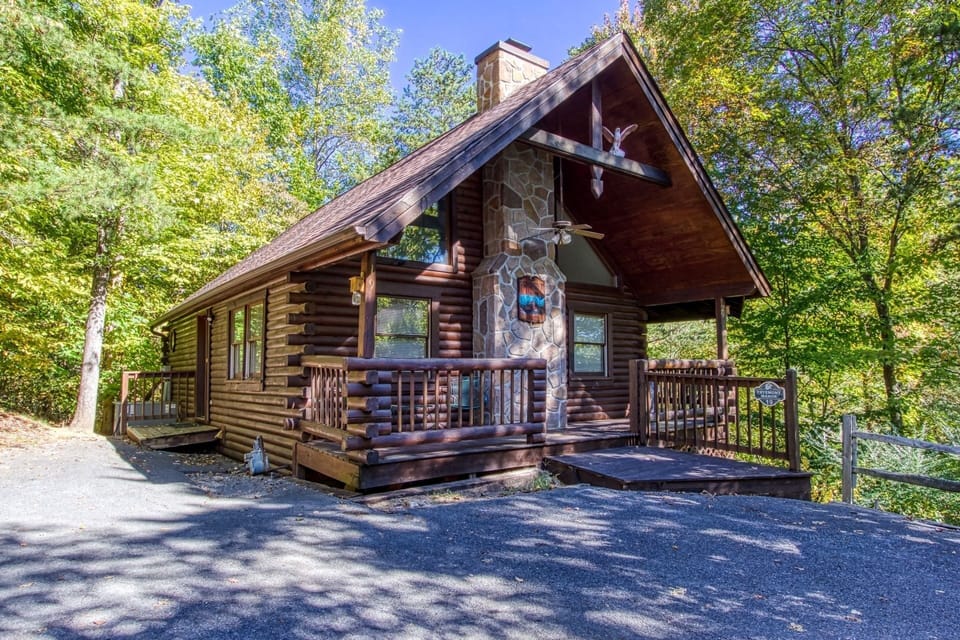 Cabin, 3 Bedrooms | Exterior