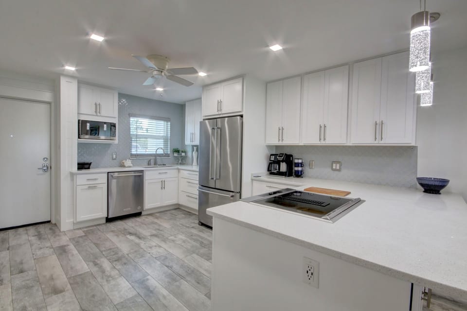 Condo, 2 Bedrooms | Private kitchen | Coffee/tea maker, fridge, oven, toaster