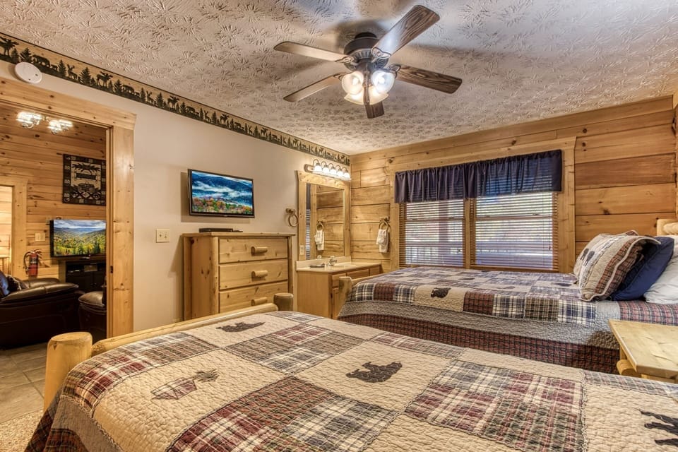 Cabin, 2 Bedrooms | 2 bedrooms, free WiFi