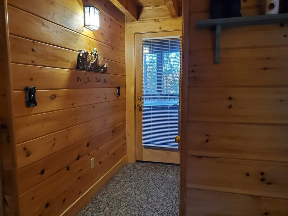 Cabin, 2 Bedrooms | Interior
