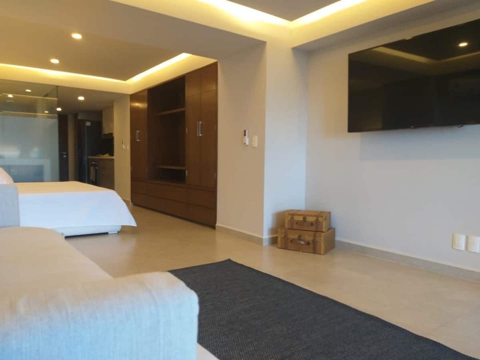 Comfort Condo | 3 bedrooms, free WiFi, bed sheets