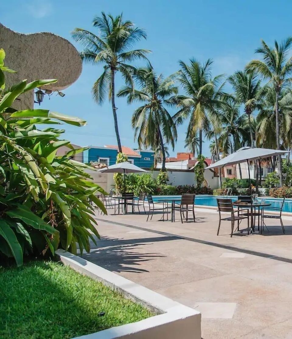 Comfort Condo | Terrace/patio
