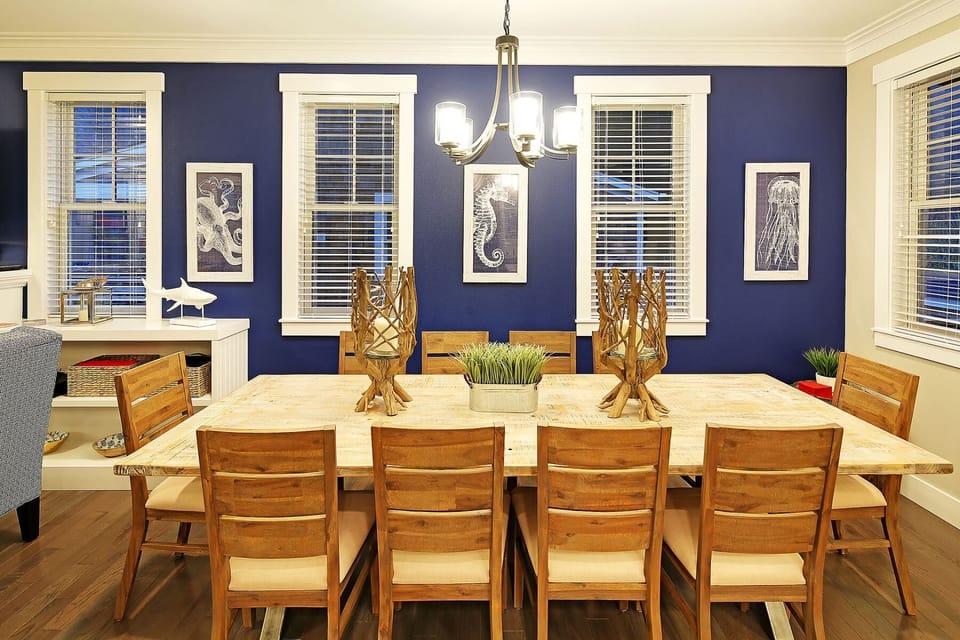 Dining table seats ten guests