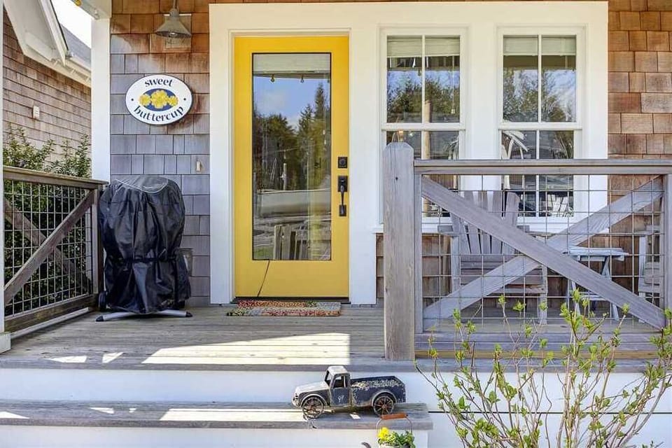 Covered porch