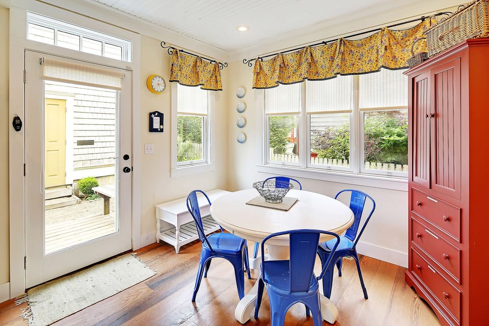 Additional eating space