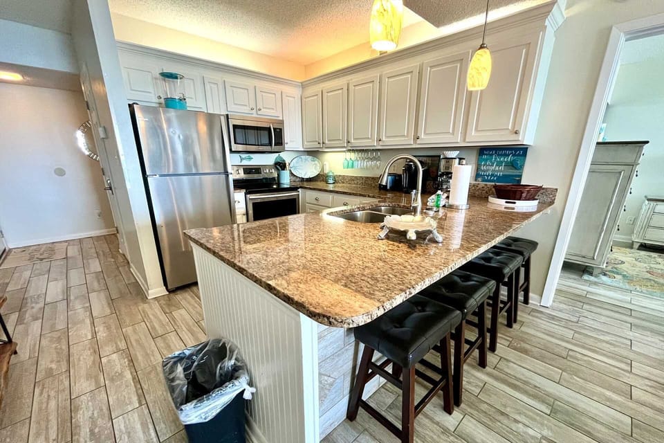 Fully stocked kitchen = no excuses for boring meals!