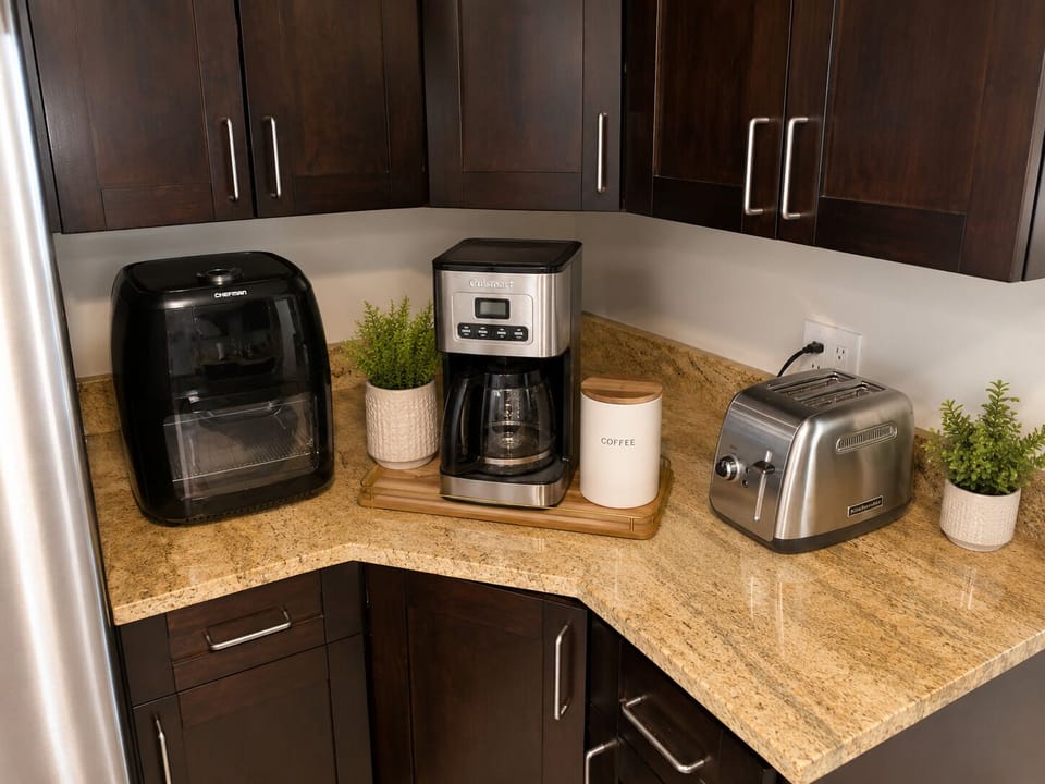 Kitchen Amenities