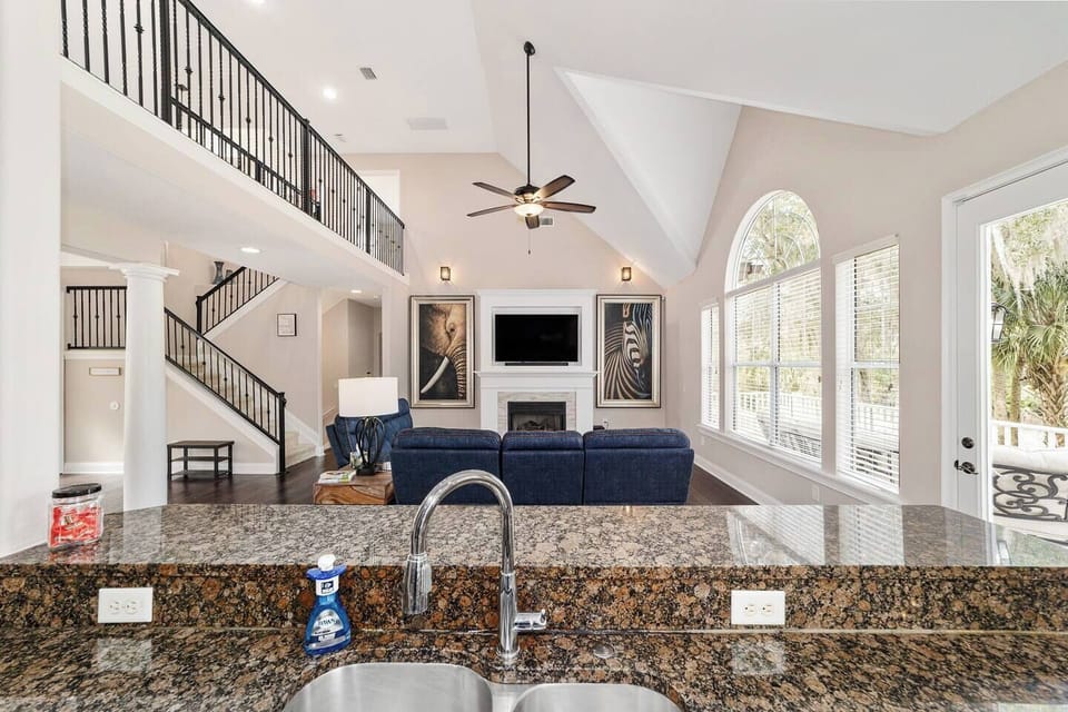 9093b195 5989 40be 8cc3 8d324fc0163f