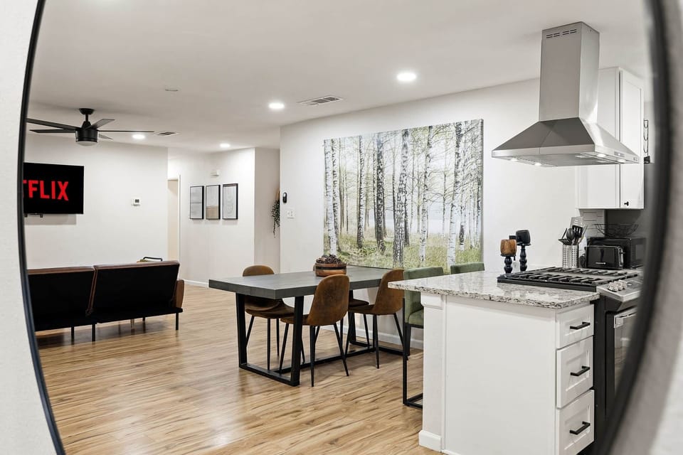 Dining Table | Kitchen | Living Room