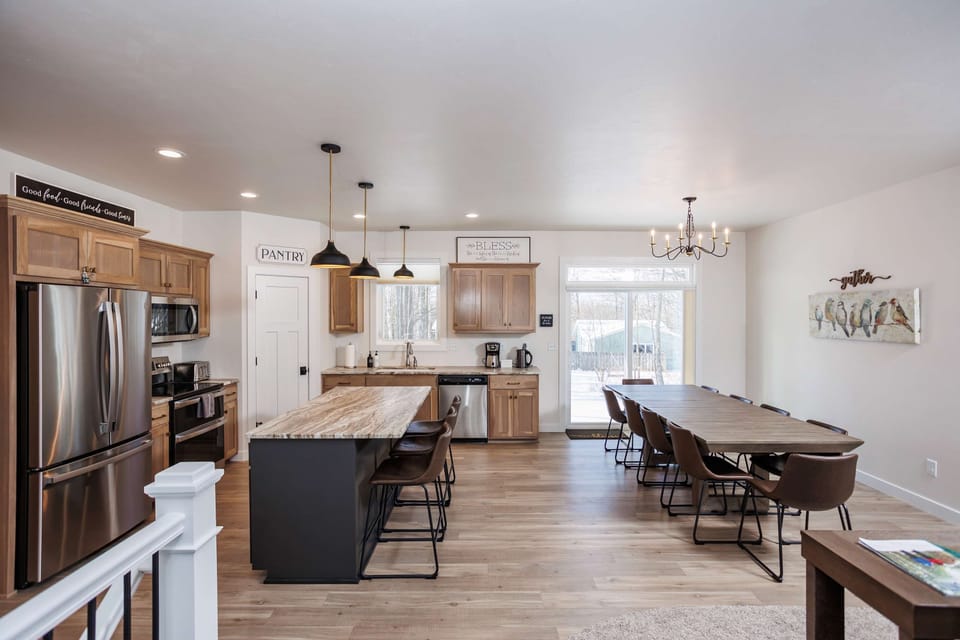 Open concept perfect for gathering!
