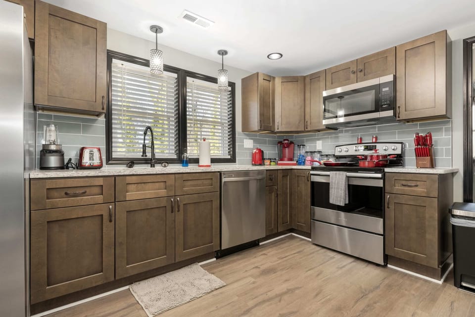 Fully stocked kitchen