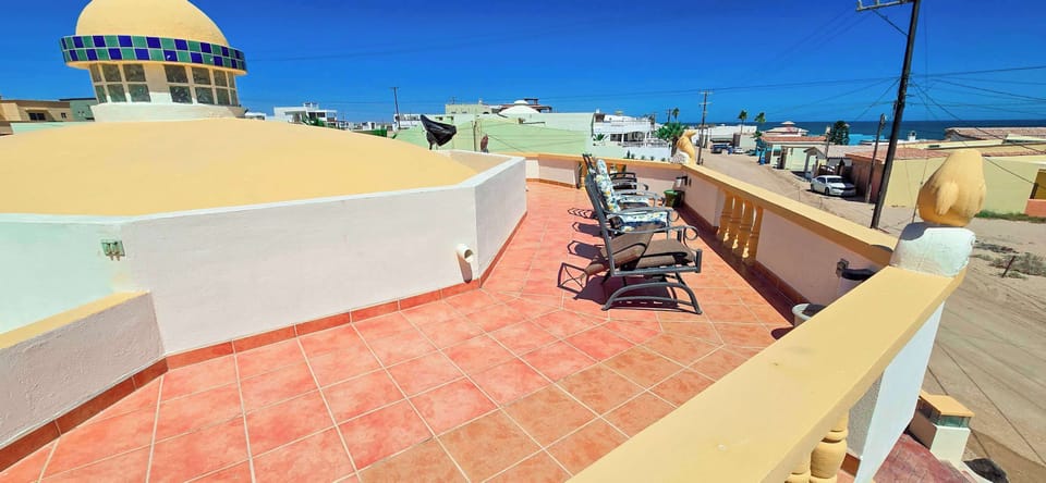 Upper deck, relax and enjoy