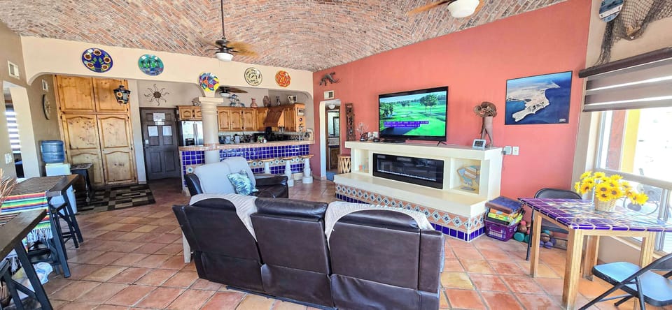 Great room , TV with US dish satellite service
