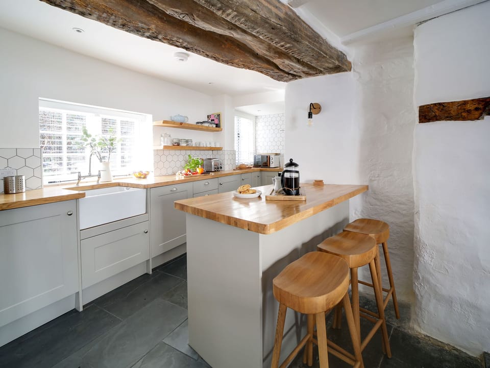 Breakfast bar