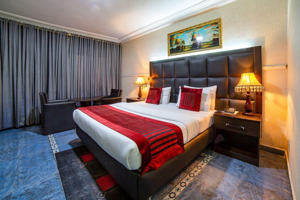 Superior Studio | Premium bedding, Tempur-Pedic beds, free WiFi, bed sheets