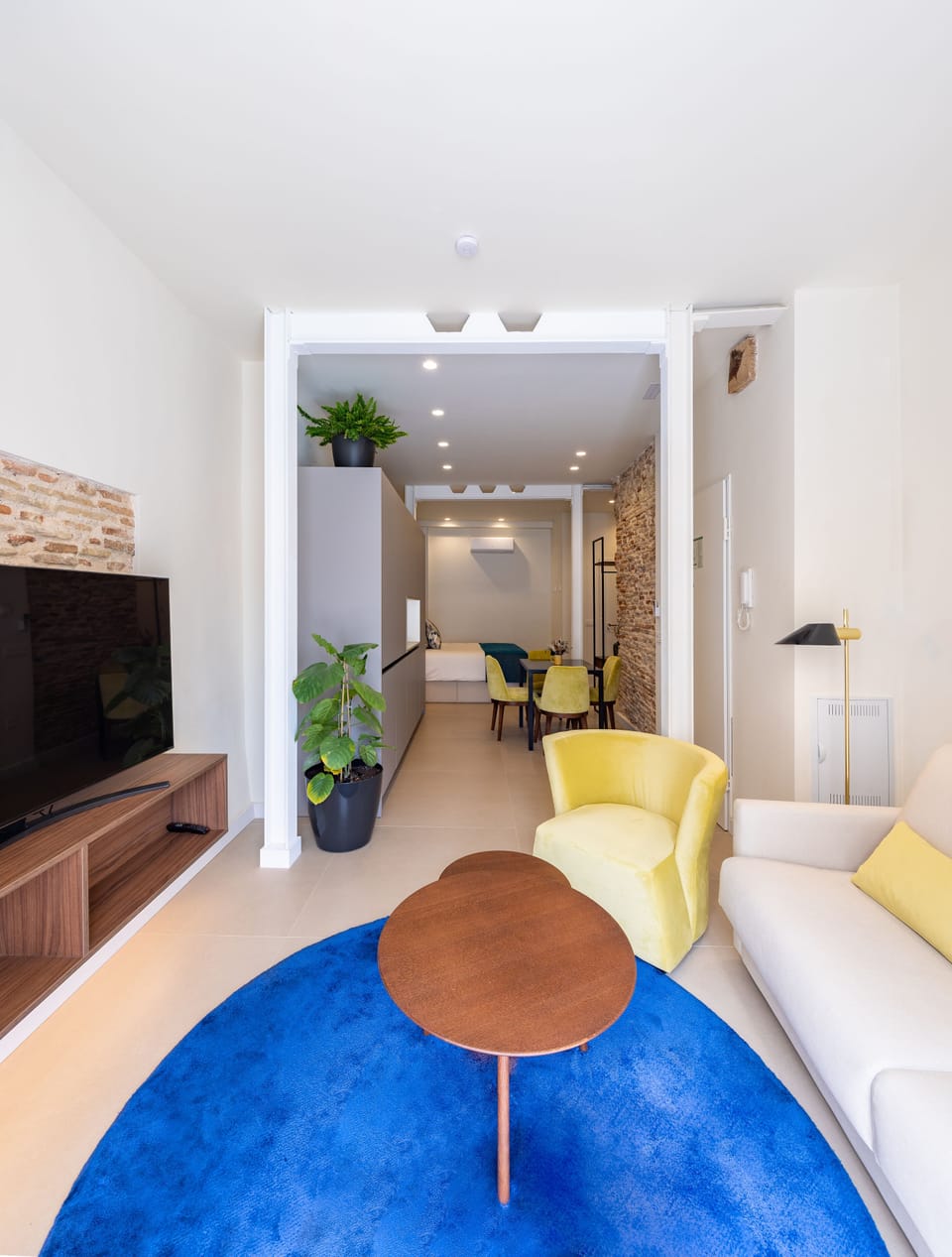 Superior Double Room | Minibar (free items), in-room safe, blackout drapes, soundproofing