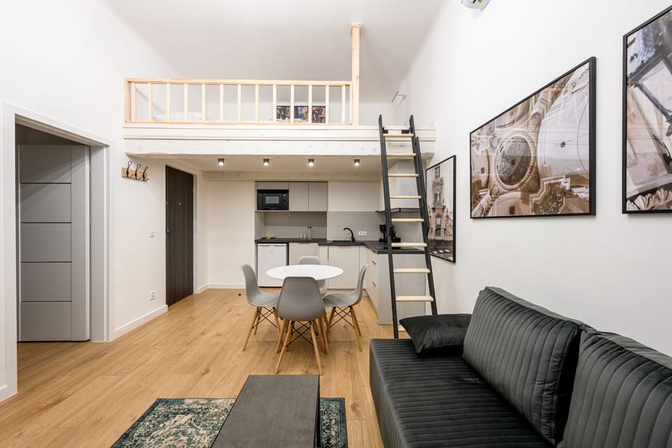 Apartment | Living room | 42-inch Smart TV with digital channels