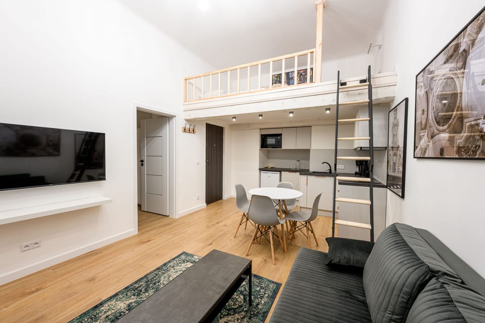 Apartment | Living room | 42-inch Smart TV with digital channels