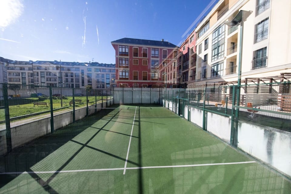 Sport court