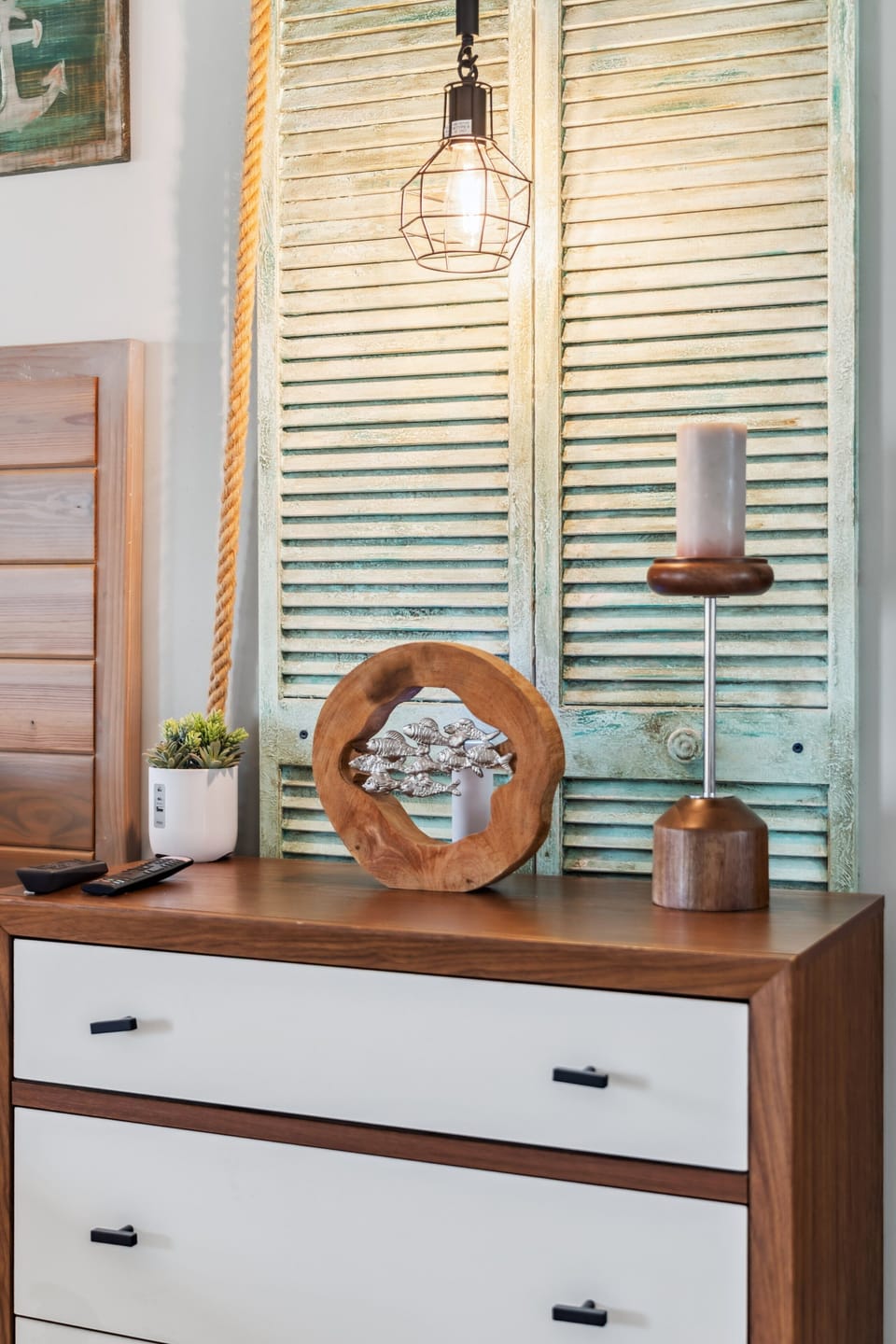 Thoughtful beach-inspired accents create a warm and inviting Florida Keys atmosphere.