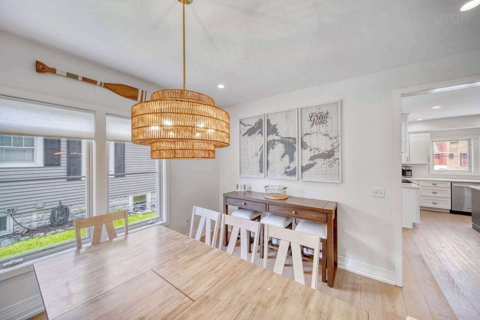 Bright dining room
