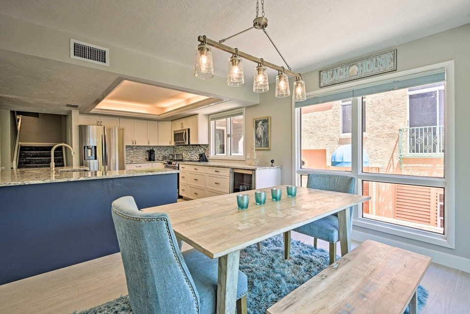House, Multiple Beds (302) | Dining