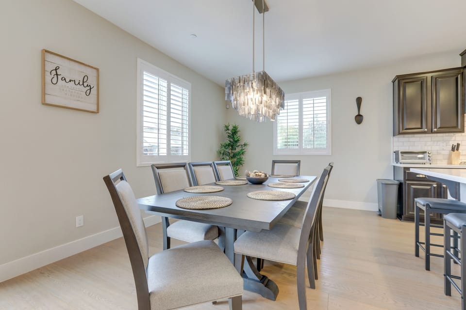 Dining Area | 1st Floor | Dishware/Flatware Provided