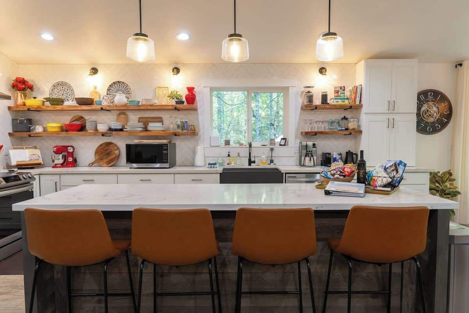 The extra large island includes loads of prep space and seating for four. 