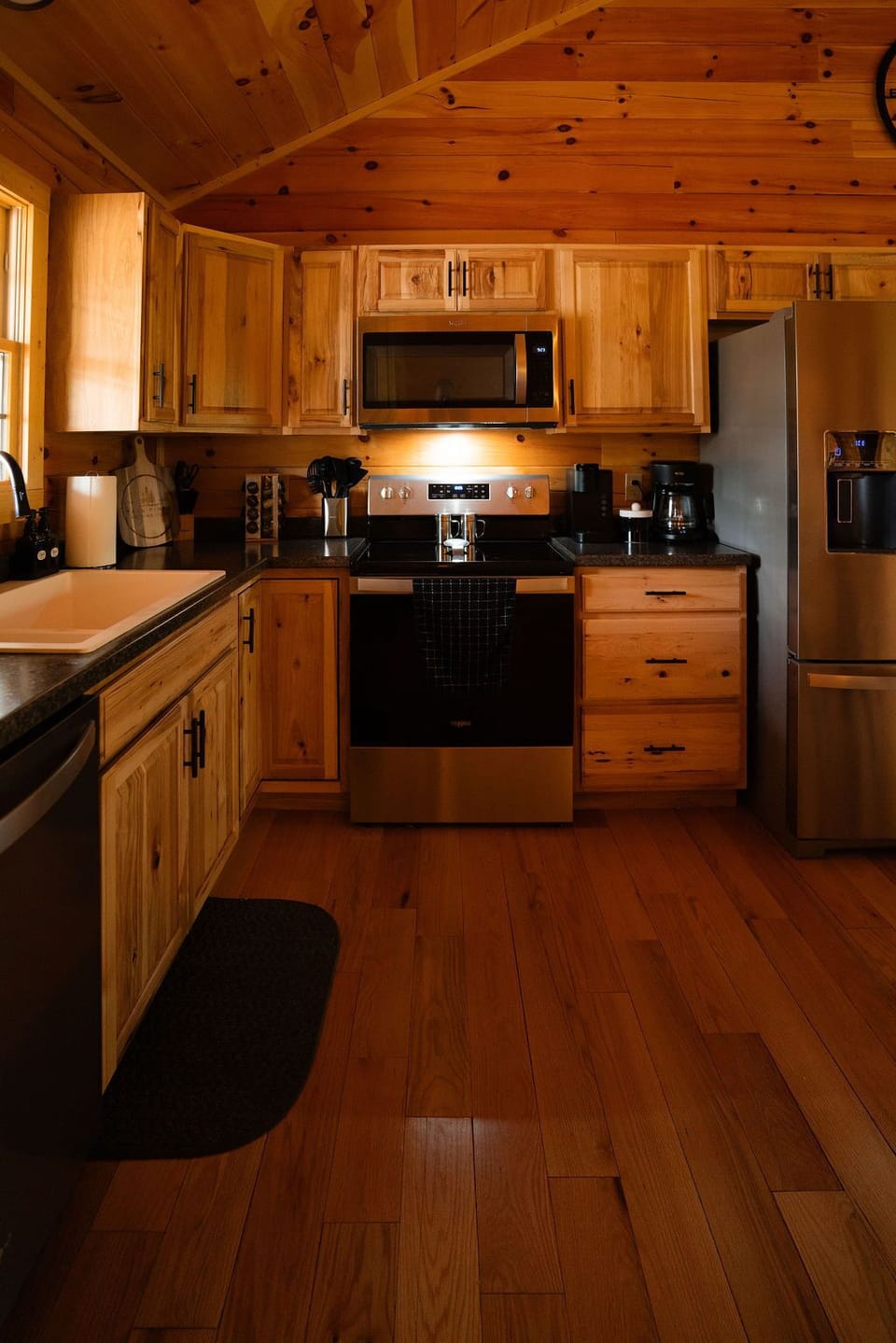 Fully stocked, full size kitchen