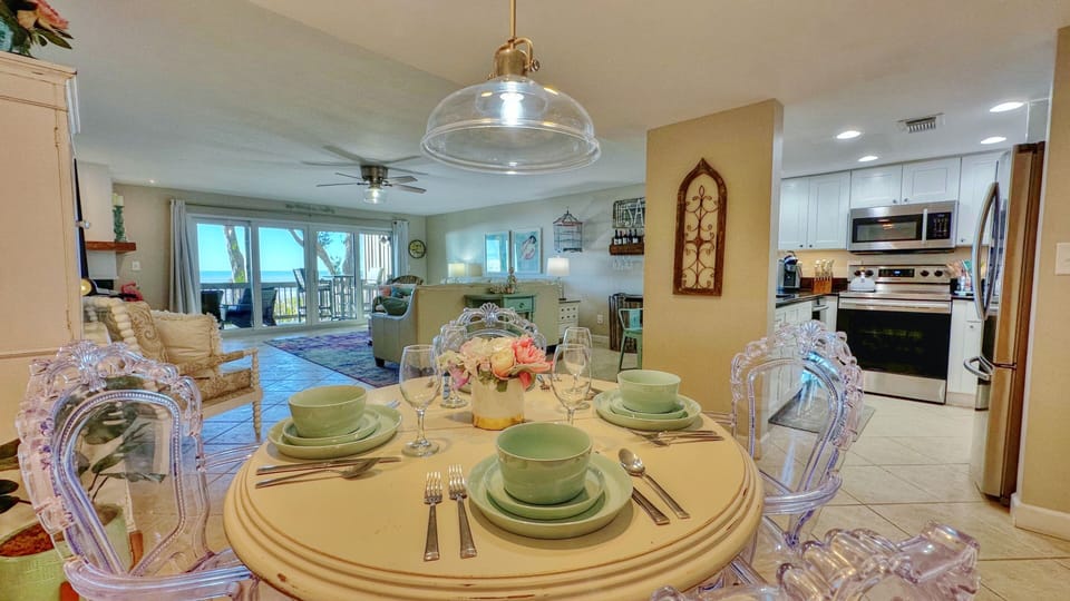 Jeff and Gina Properties - Pipers Run 3 (PR3) - Indian Shores - 2 Bedroom - 2 Bathroom - Gulf Front - Waterfront - Beach Front