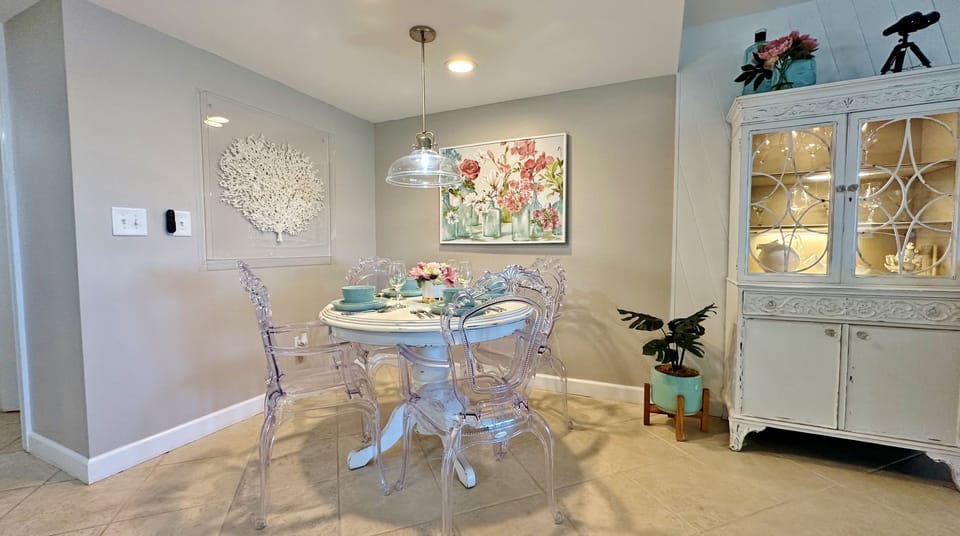 Jeff and Gina Properties - Pipers Run 3 (PR3) - Indian Shores - 2 Bedroom - 2 Bathroom - Gulf Front - Waterfront - Beach Front