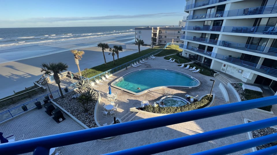 Jeff and Gina Properties - Ebb Tide 405 (ET405) - New Smyrna Beach - 2 Bedroom - 2 Bathroom - Atlantic Ocean - Waterfront - Beach Front