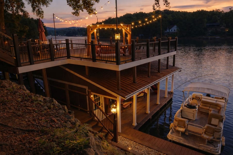The Boathouse at Night