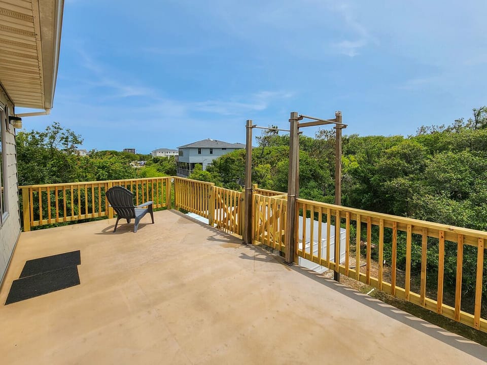 Sundeck 2023