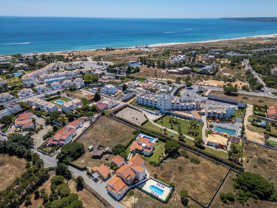 Aerial Photography, Coast, Sea, Bird'S-Eye View, Ocean, Resort, Resort Town, Shore, Seaside Resort, Beach