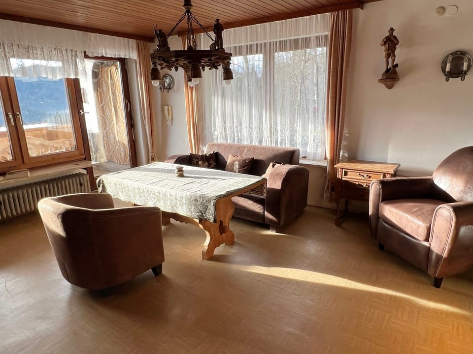 Ferienwohnung Sonnenseite 70 qm mit Freisitz Apartment in Bavaria