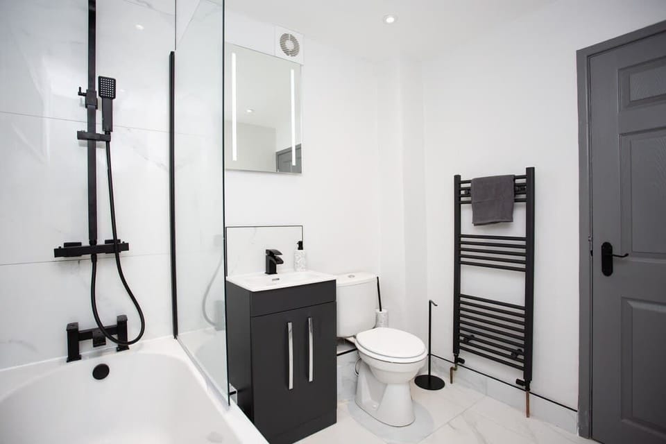 Whether you're preparing for the day ahead or winding down in the evening, the mirror provides the perfect reflection of your grooming routine. 