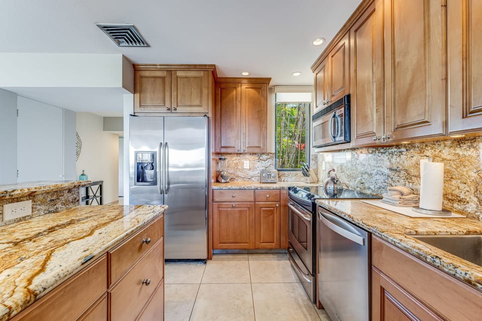 Condo, 2 Bedrooms | Private kitchen | Coffee/tea maker, fridge, oven, toaster