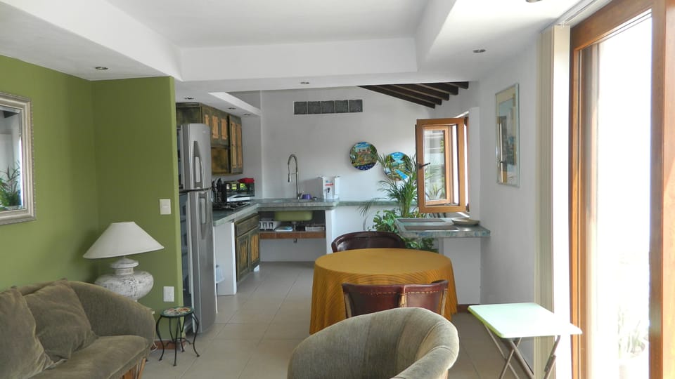 Condo Deluxe with Kitchen | In-room safe, individually decorated, soundproofing, free WiFi
