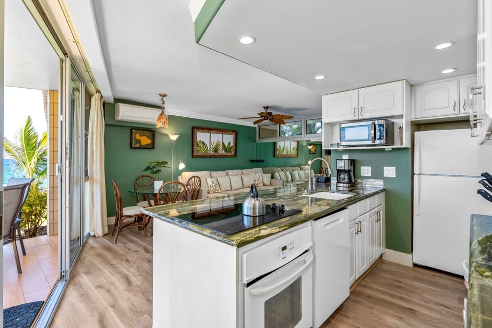 Condo, 2 Bedrooms | Private kitchen | Coffee/tea maker, fridge, oven, toaster