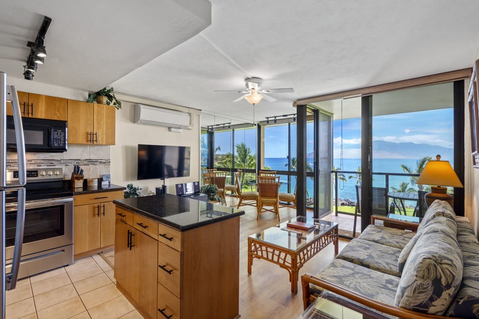 Condo, 1 Bedroom | Interior