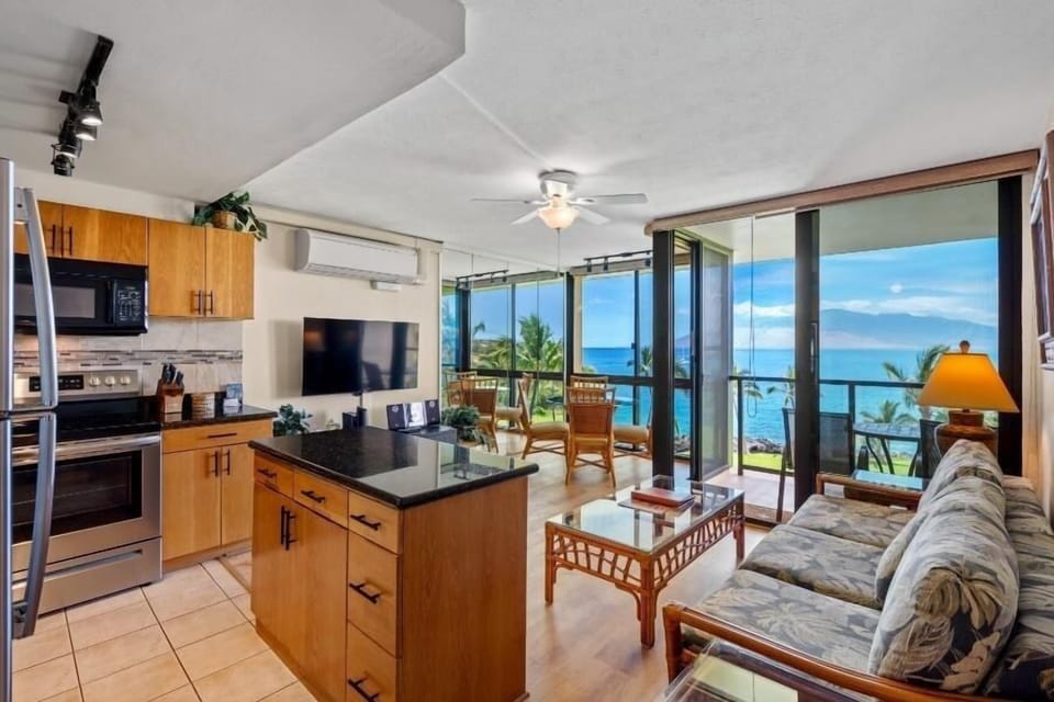 Condo, 1 Bedroom | Interior