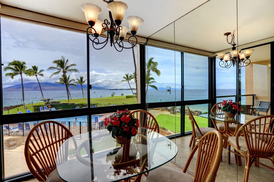 Condo, 1 Bedroom | Dining