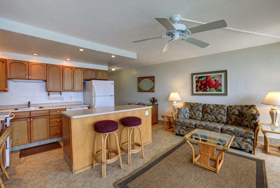 Condo, 1 Bedroom | Interior