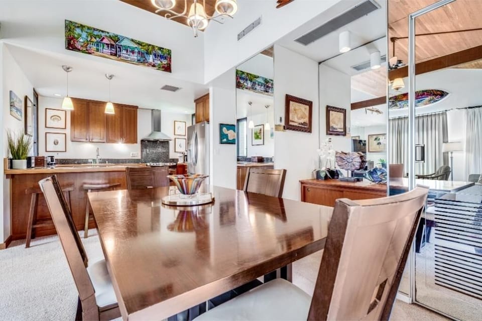 Condo, 1 Bedroom | Dining